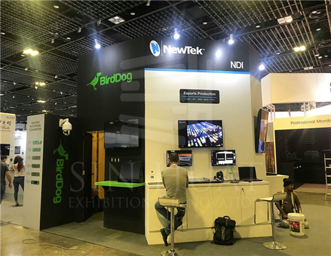 Blonde Robot @ BCA 2019-01