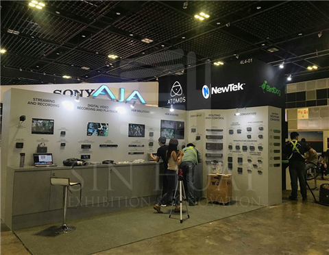 Blonde Robot @ BCA 2019-04