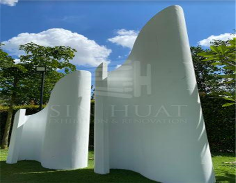 Curve Backdrop @ Garden Wedding